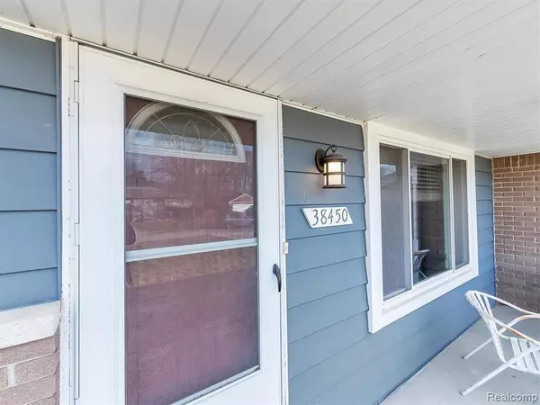 Harrison Township, MI,38450 ELMITE Street