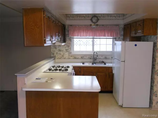 Taylor, MI 48180,25627 RUSTY Street