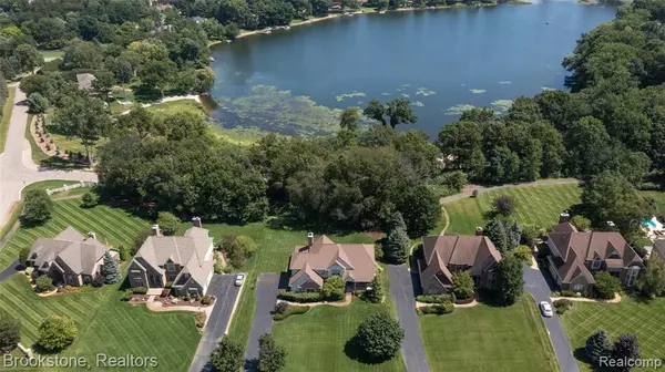 7316 INGOMAR, Clarkston, MI 48348