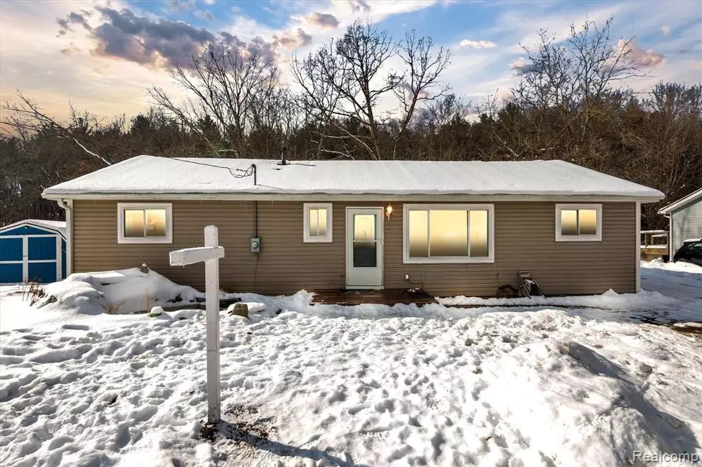 Davisburg, MI 48350,9073 SHERWOOD Drive