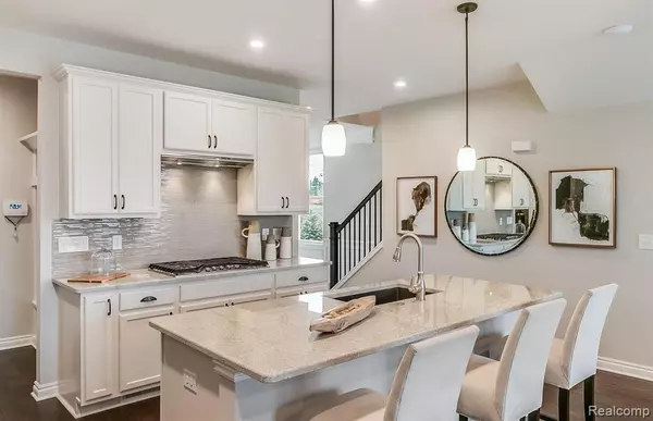 Lake Orion, MI,4679 Broomfield Way