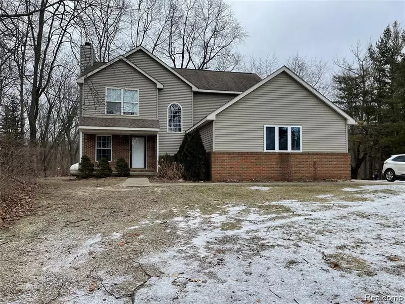 2749 FLINT Road, Ortonville, MI 48462