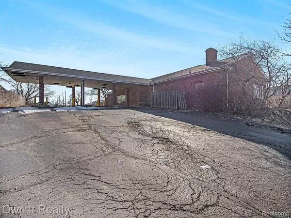 Pontiac, MI 48340,900 JOSLYN Avenue