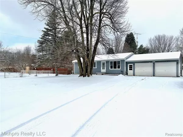 Lapeer, MI 48446,2461 VIRGINIA PARK Drive