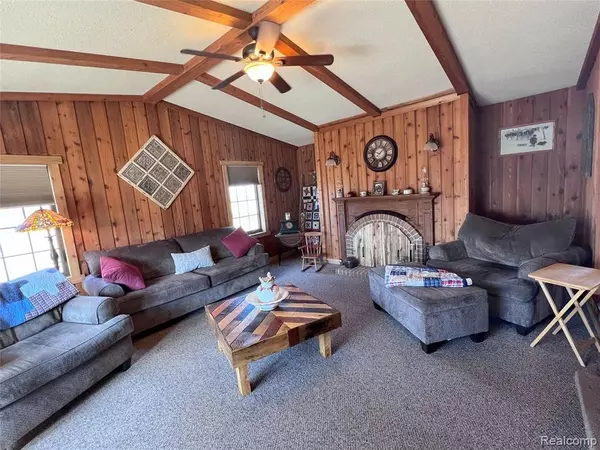 Maybee, MI,9160 STEFFAS Road