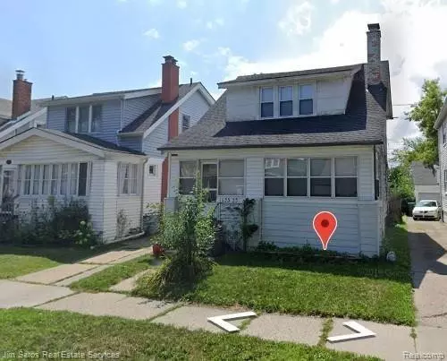 1155 WAYBURN Street, Grosse Pointe, MI 48230