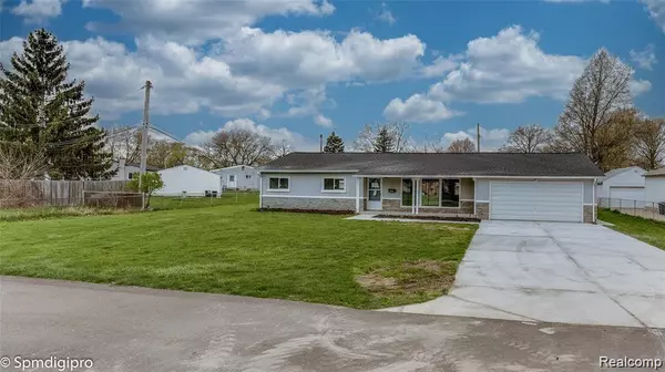 Madison Heights, MI 48071,26393 RIALTO Street