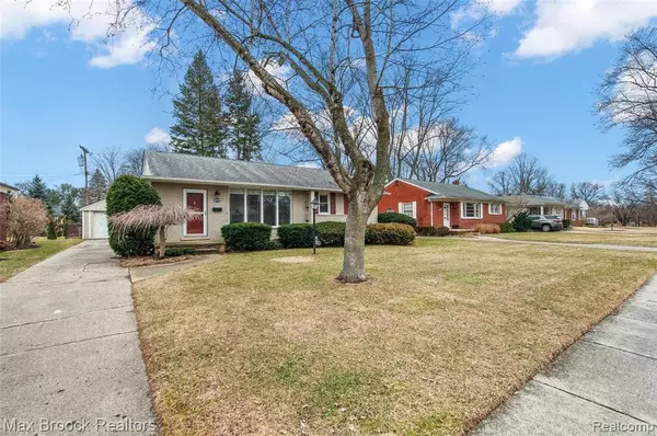 Beverly Hills, MI 48025,16939 WETHERBY Street