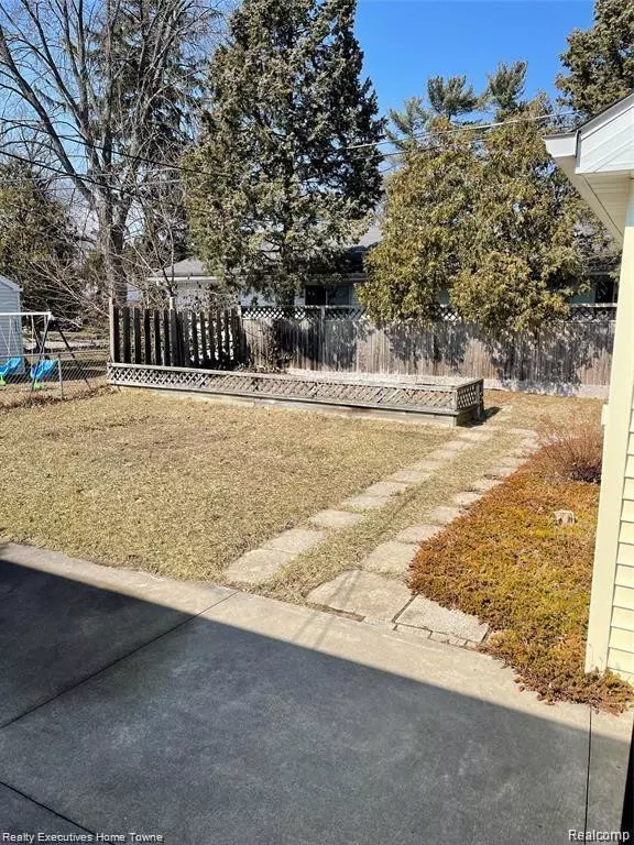 Port Huron, MI 48060,903 LaSalle Boulevard