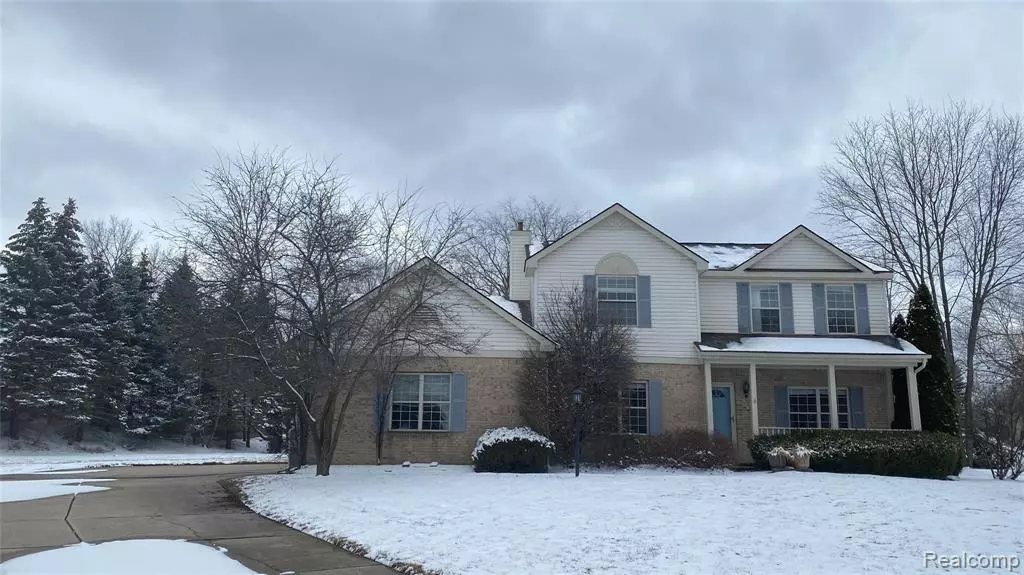 3986 Fieldview Road, Lake Orion, MI