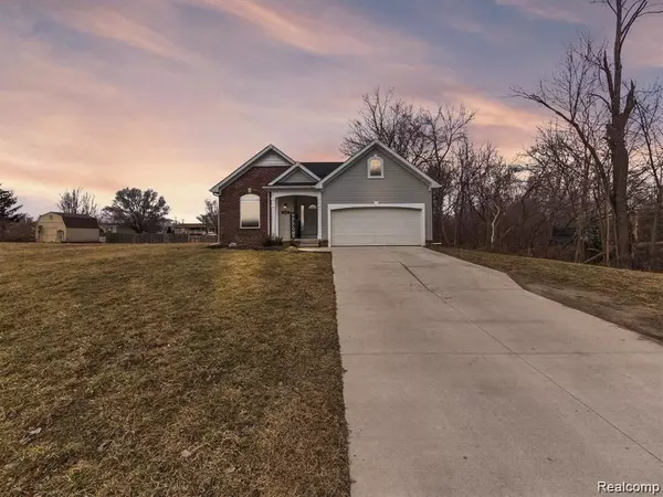 Rockwood, MI,33172 SWALLOW Drive