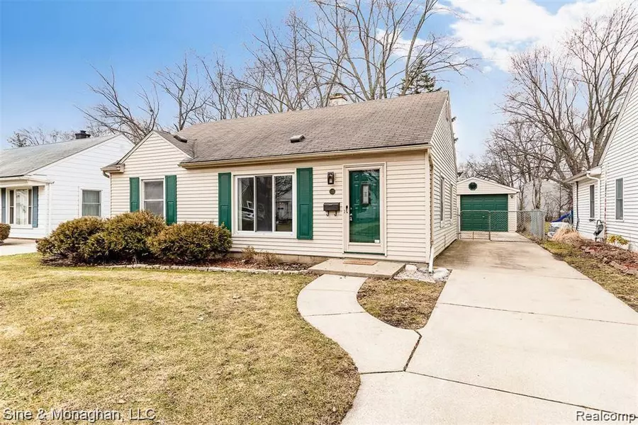 128 GARGANTUA Avenue, Clawson, MI