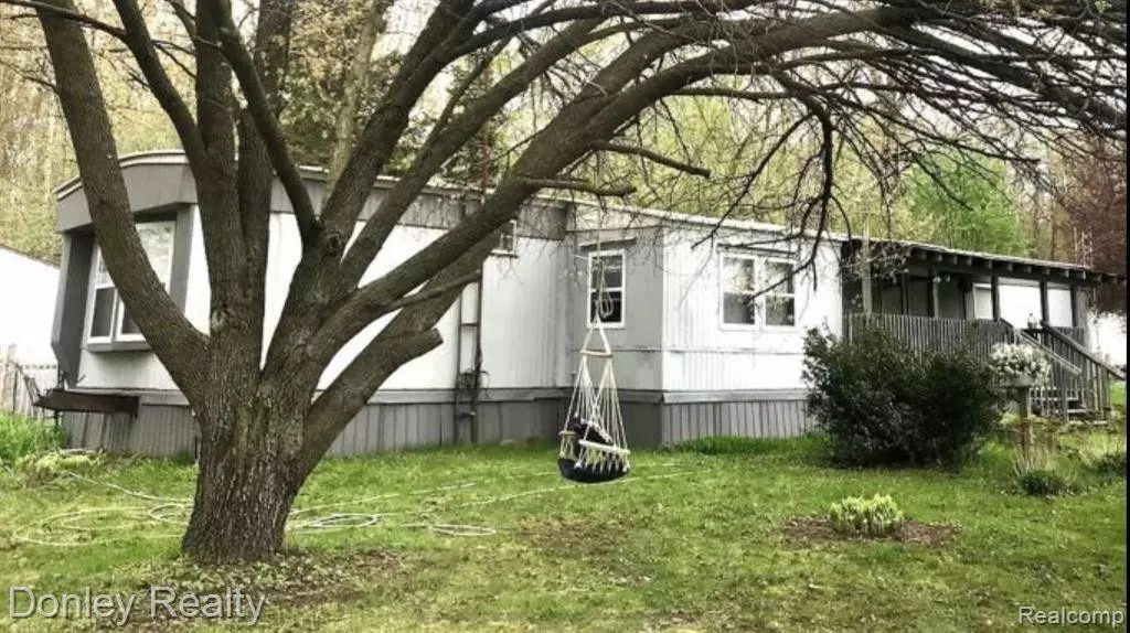 7255 Mayville Road, Marlette, MI 48453