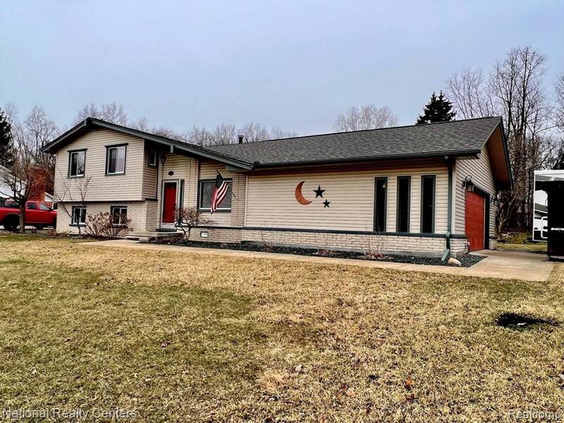 4907 WHITLOW BLVD, Commerce Twp, MI 48382