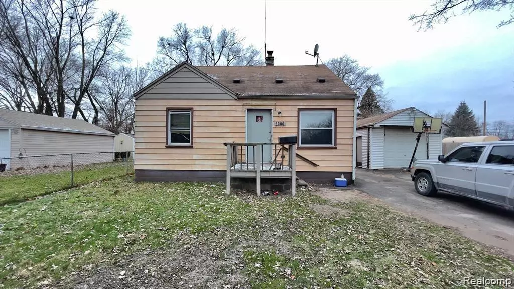 6006 WILKIE Street, Taylor, MI 48180