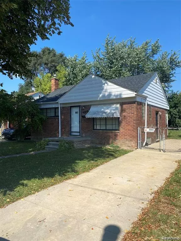 16805 E 8 MILE Road, Eastpointe, MI 48021
