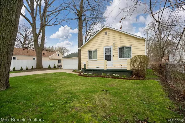 Madison Heights, MI 48071,232 E FARNUM Avenue