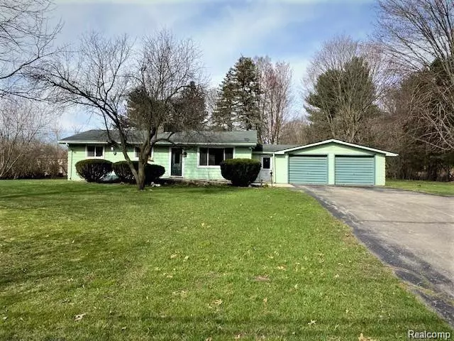 4757 FOREST Street, Leonard, MI 48367