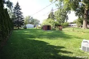 Eastpointe, MI 48021,22045 PIPER Avenue