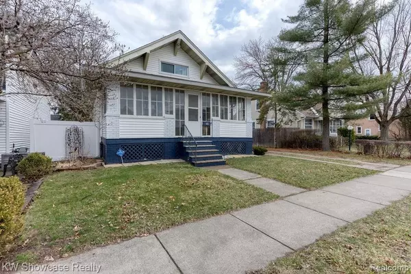 1416 W Marshall Street, Ferndale, MI 48220