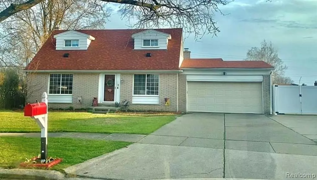 22371 BEECHWOOD Court, Woodhaven, MI 48183