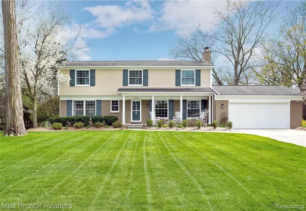 19197 CHELTON Drive, Beverly Hills, MI 48025