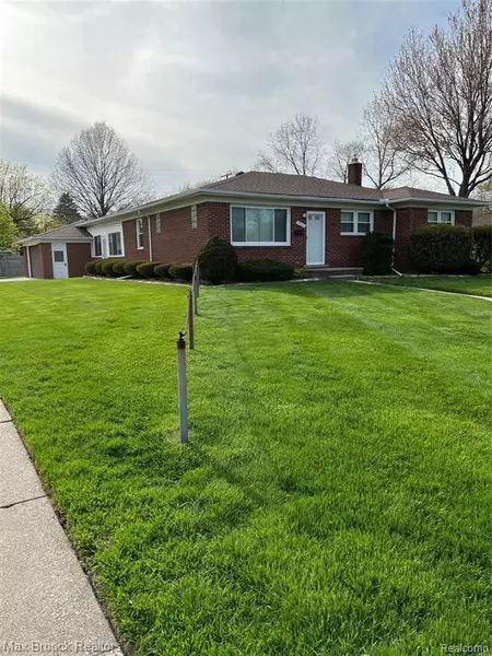 45615 HECKER Drive, Utica, MI 48317