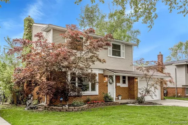 Clawson, MI,694 LANGLEY BLVD