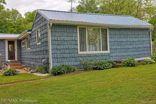 Attica, MI 48412,987 CASTER Drive