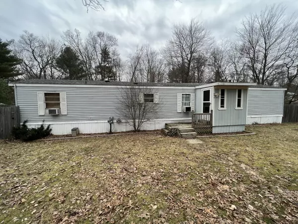 264 E Garfield Road, Twin Lake, MI 49457