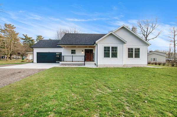 7640 Carefree Drive, Whitehall, MI 49461