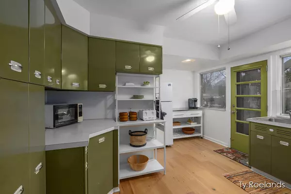 881 3 Mile NE Road Grand Rapids, MI 49505