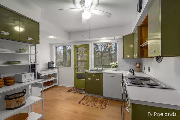 881 3 Mile NE Road Grand Rapids, MI 49505