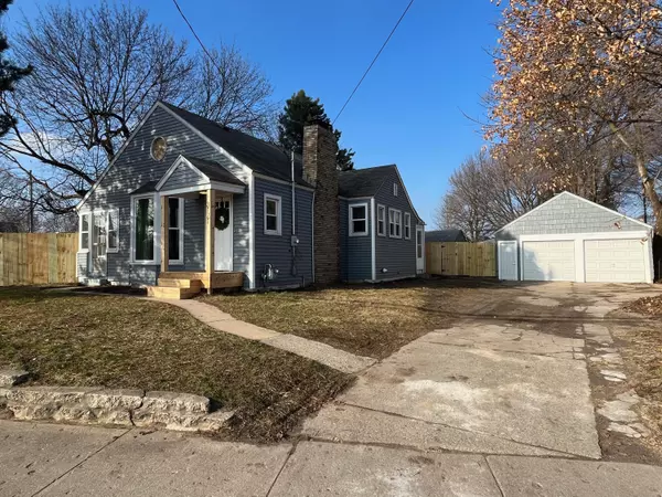 3121 Plainfield NE Avenue, Grand Rapids, MI 49505