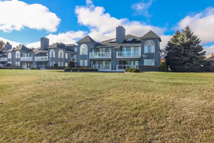 217 Ferry Ave #8, Charlevoix, MI 49720