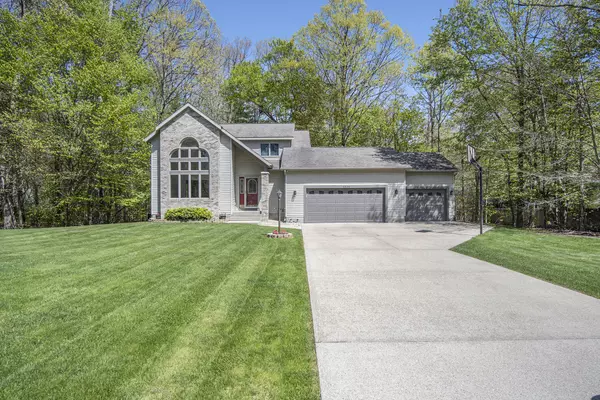 6826 Anita Court, Fruitport, MI 49415