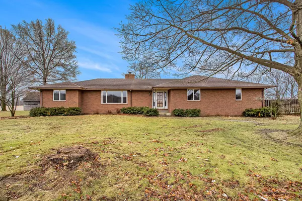 8861 Pucker Street, Berrien Center, MI 49102