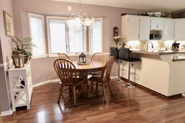 4555 Sutton SW Place Grandville, MI 49418