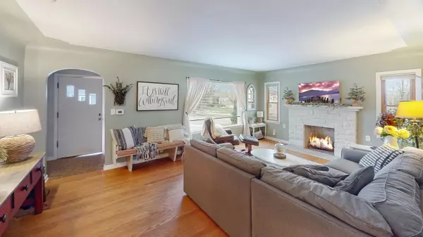 810 Pine NW Avenue Grand Rapids, MI 49504