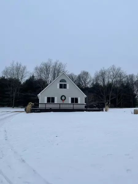 11765 Tanglewood Trail, Stanwood, MI 49346