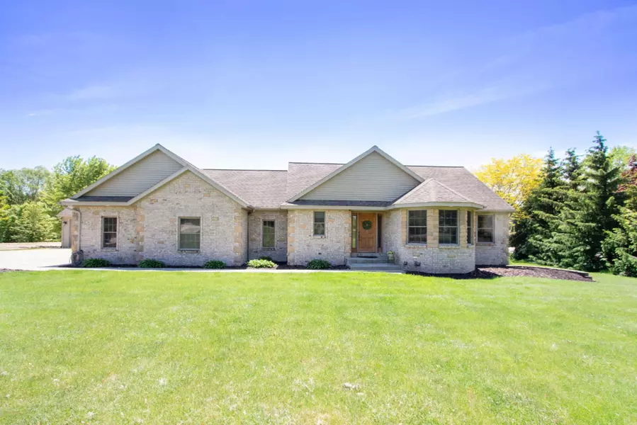 7390 Leonard Street, Coopersville, MI 49404