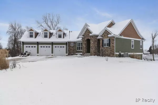 Sturgis, MI 49091,61828 Camel Bay Drive