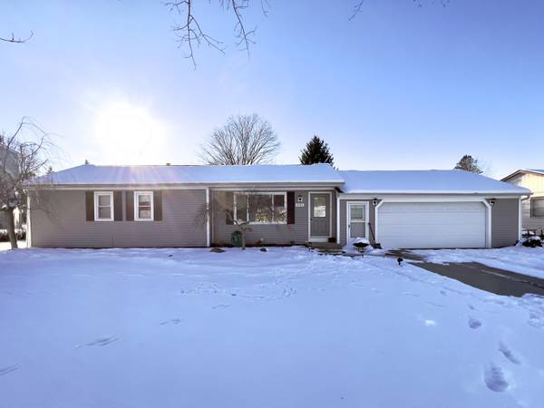 481 Adapointe SE Court, Ada, MI 49301