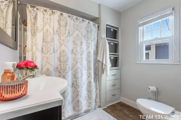 101 E 22nd Street Holland, MI 49423