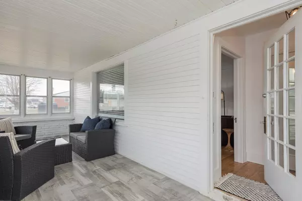 6915 Division S Avenue Grand Rapids, MI 49548