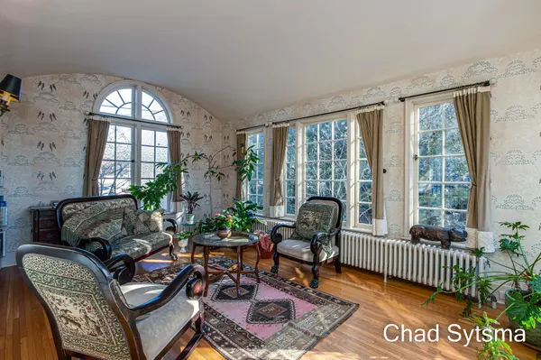 350 Cherry SE Street Grand Rapids, MI 49503