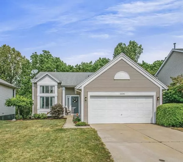 4486 Brookmeadow SE Drive, Kentwood, MI 49512