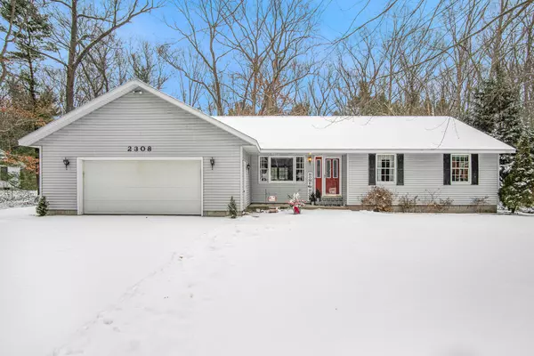 2308 E Riverwood Drive, Twin Lake, MI 49457