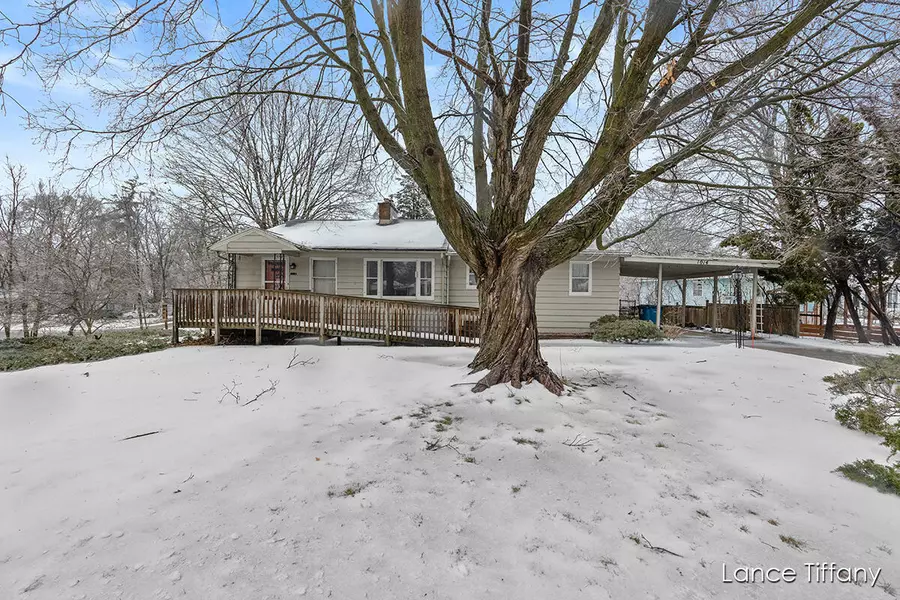 1014 Cutter SE Parkway, Grand Rapids, MI 49546