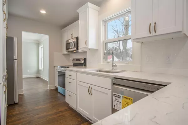 118 Parkhurst Avenue Spring Lake, MI 49456